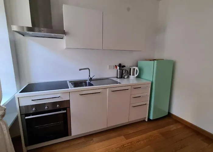 Ritter's & * Trieszt