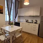 Apartment Homey I Ritter's & *